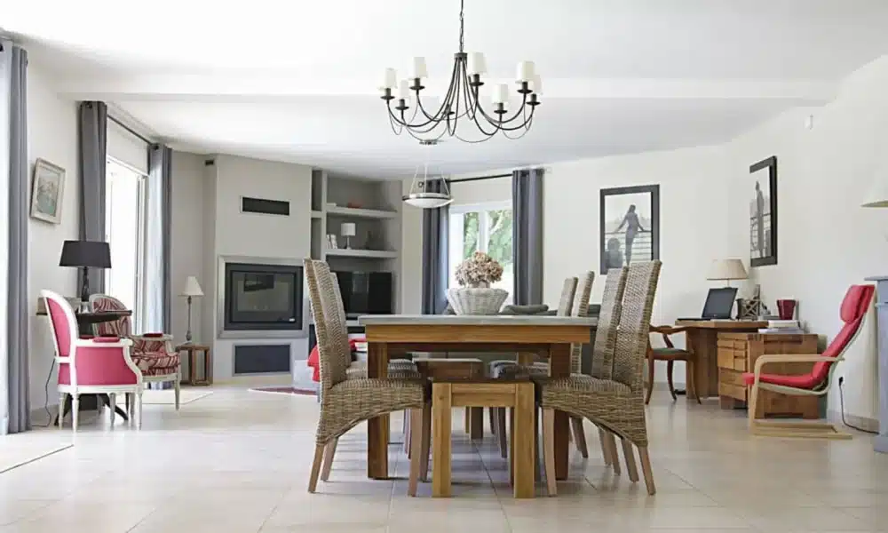 Dining Room Table 1200x817.jpeg