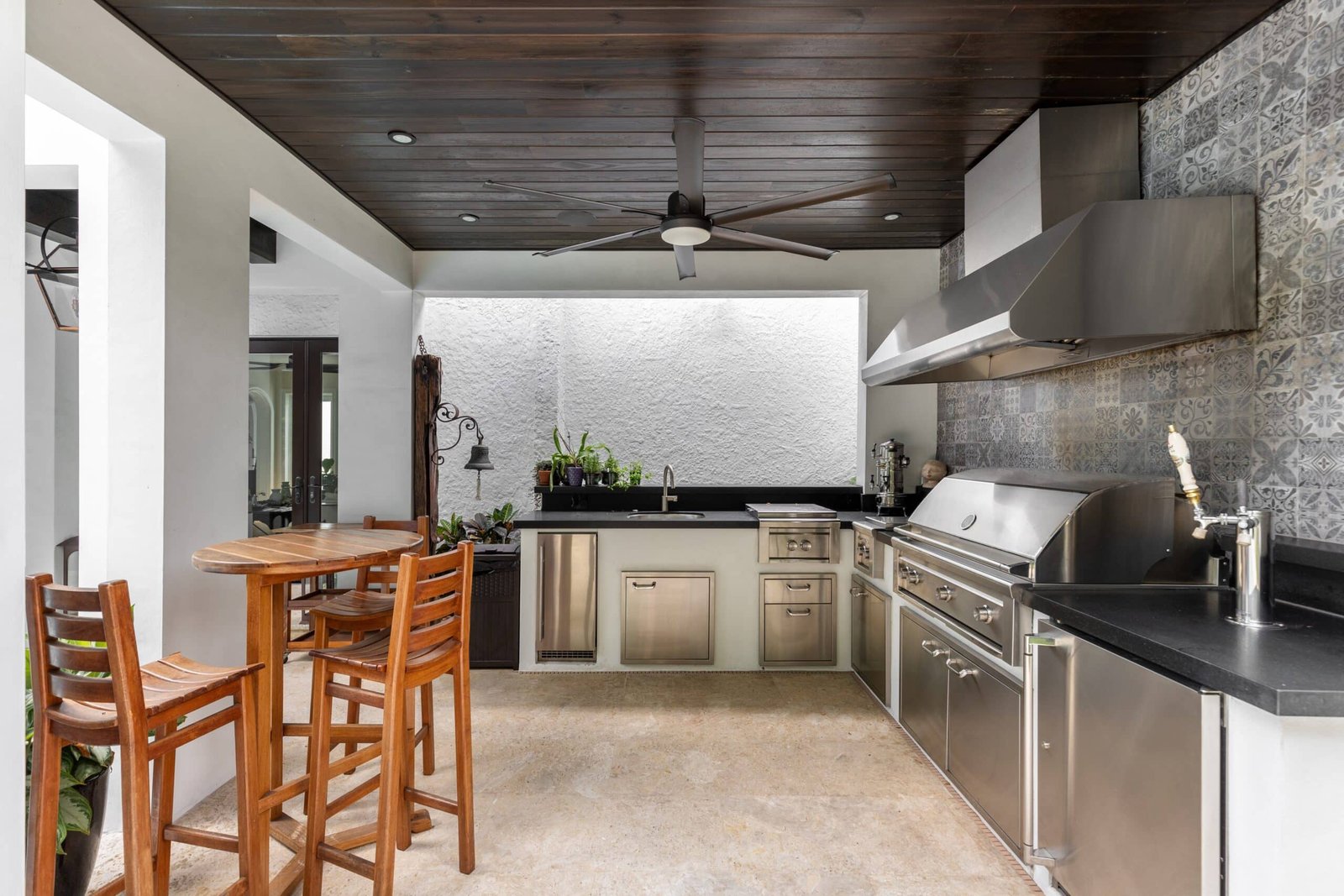 Outdoor BBQ Kitchen Ideas Outdoor BBQ Kitchen Ideas