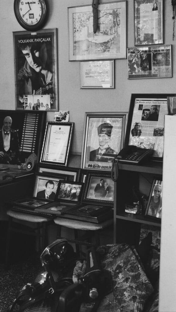 Picture Frames Hanging on the Wall Picture Frames Hanging on the Wall