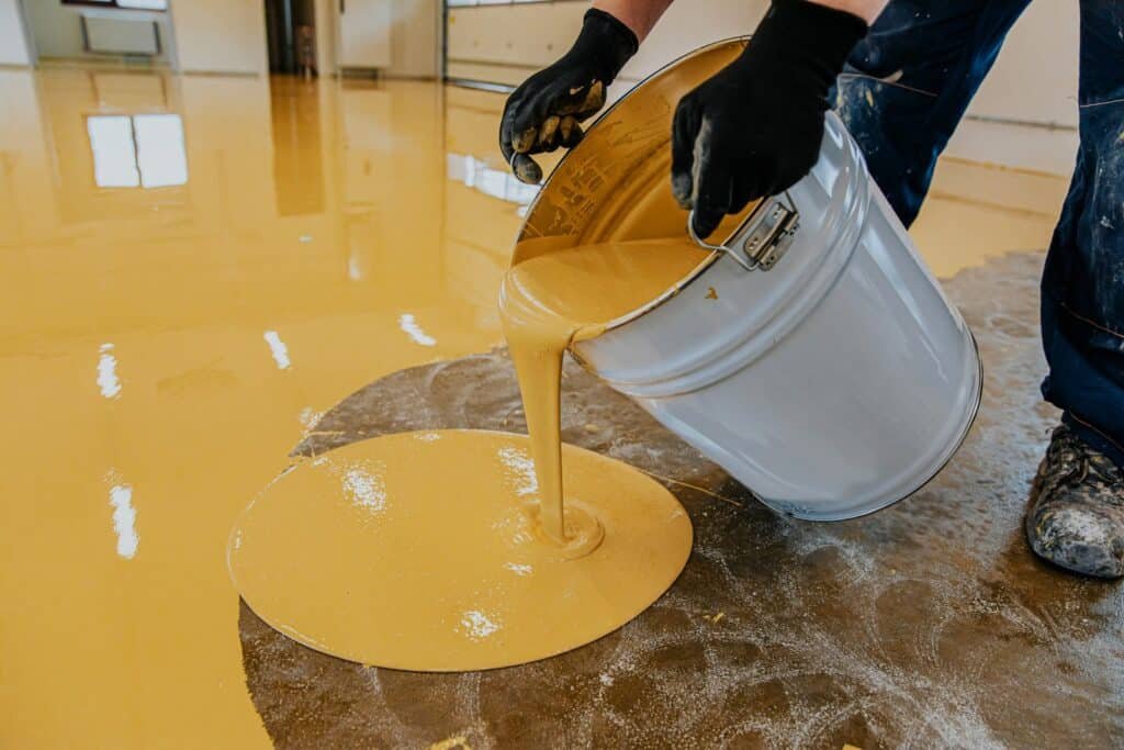 Painting Floor epoxy resin in an industrial project Painting Floor epoxy resin in an industrial project