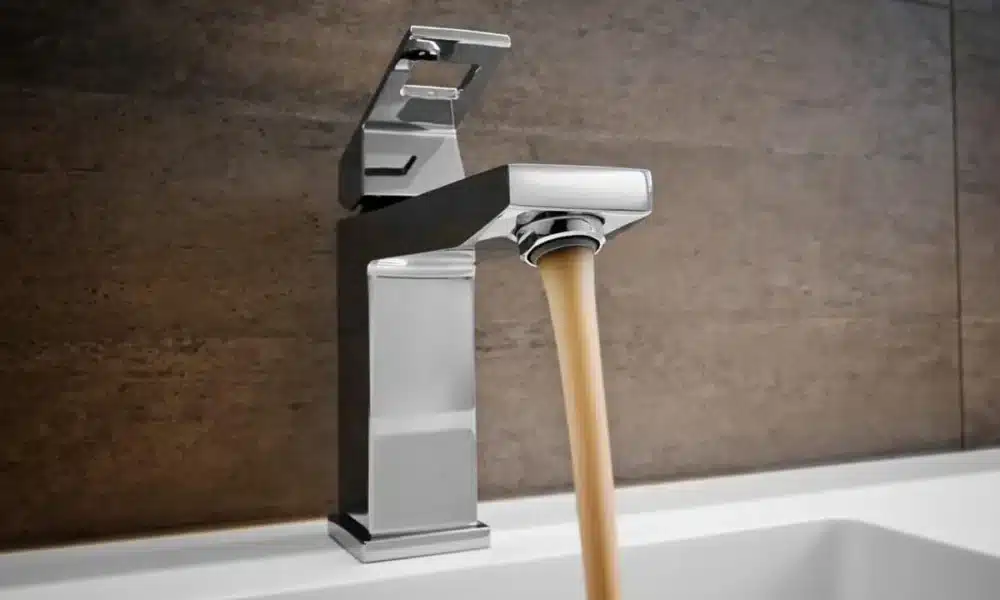 Black Water Coming Out Of Faucet 1200x801.jpeg