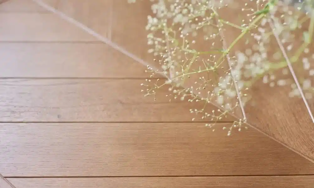 Wooden striped oak brown background texture 1200x801 1