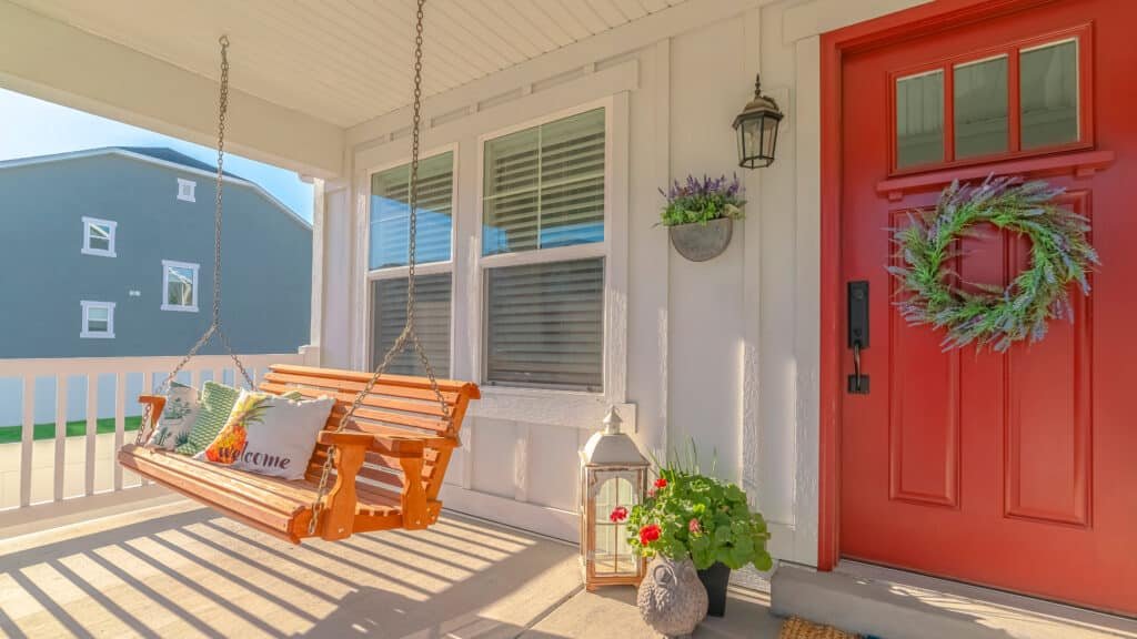 Inviting Porch Swings Inviting Porch Swings