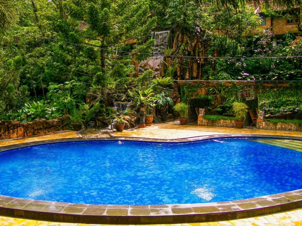 Eco-Friendly Swimming Pool Eco-Friendly Swimming Pool