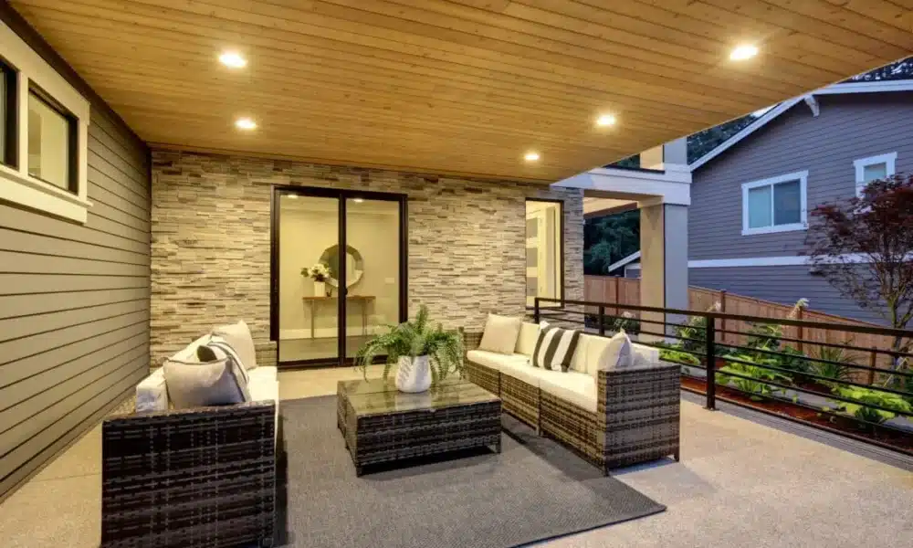 Outdoor Ceiling Lights 1200x800 1