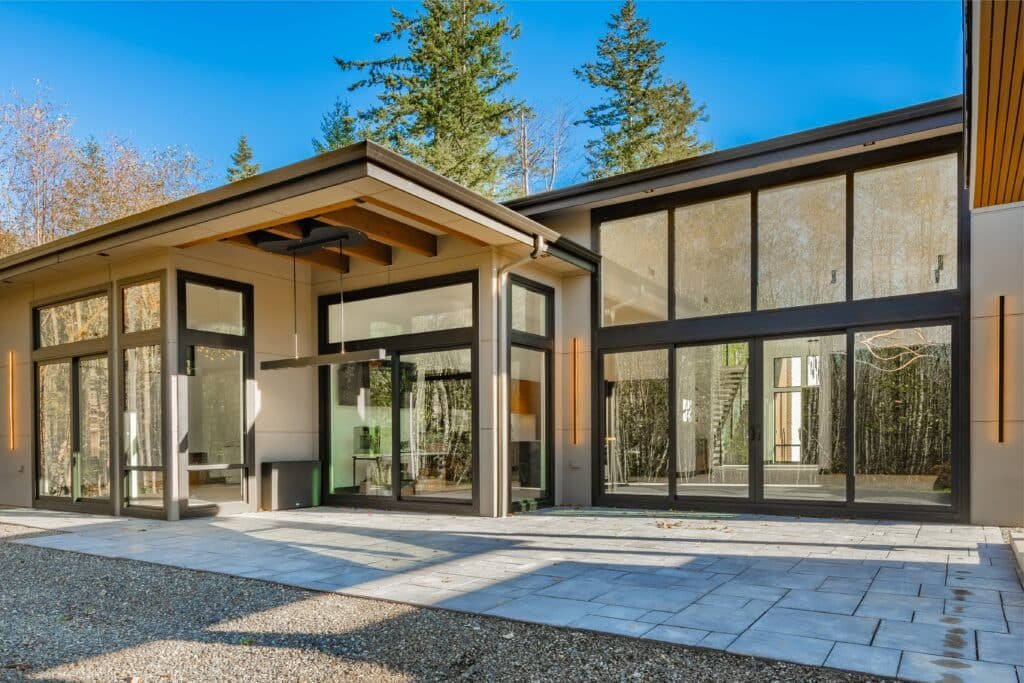 Contemporary modern home exterior Contemporary modern home exterior
