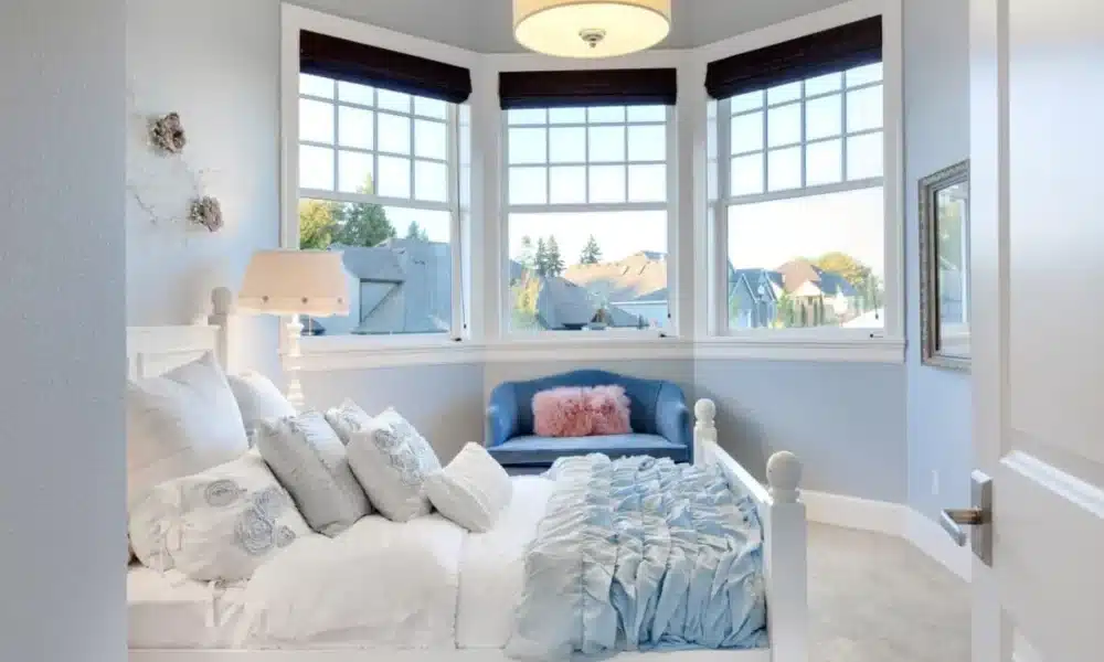 Beautiful Windows in Bedroom 1200x1016 1