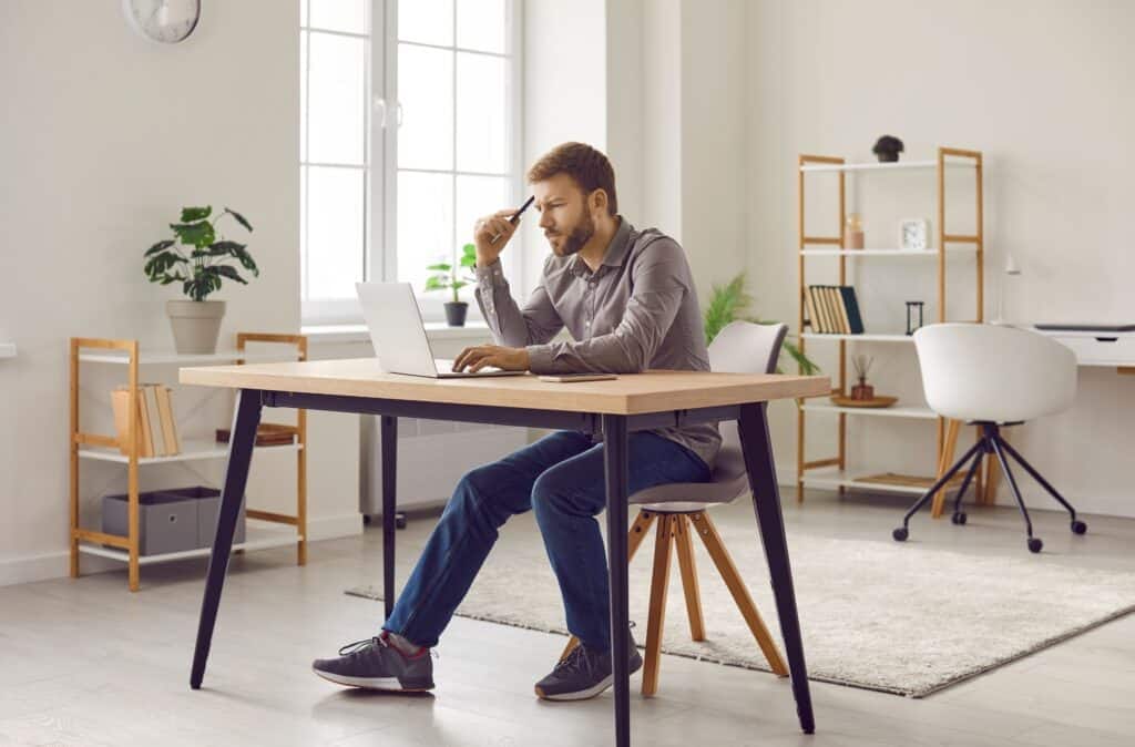 Men's Home Office