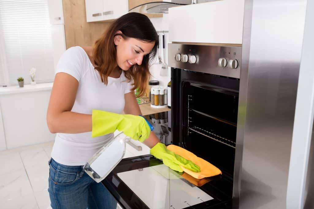 Can Silicone Go In The Oven - oven cleaning