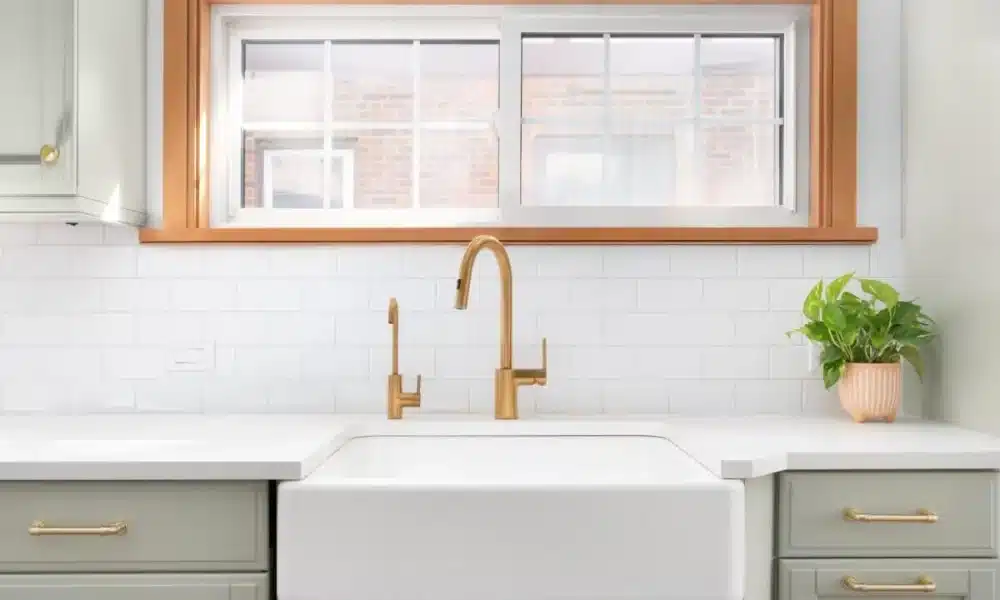 Farm Style Kitchen Sink In White
