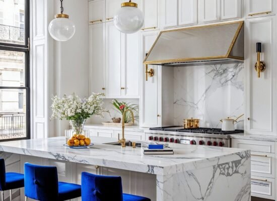 Transitional kitchen with custom kitchen hood