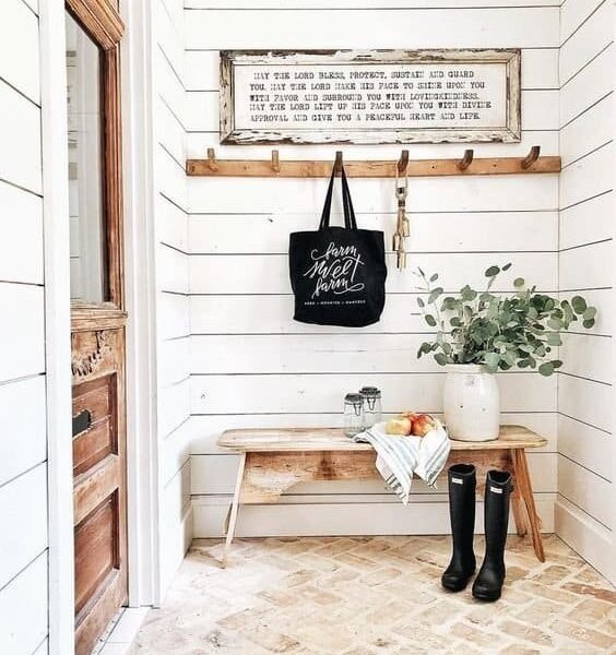 Ideas For Decorating the Entryway Floor 1